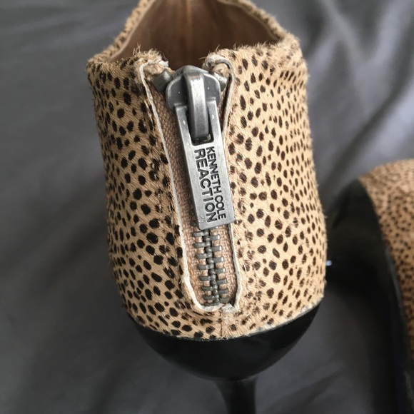 Kenneth Cole Reaction heels - Picture 3 of 3